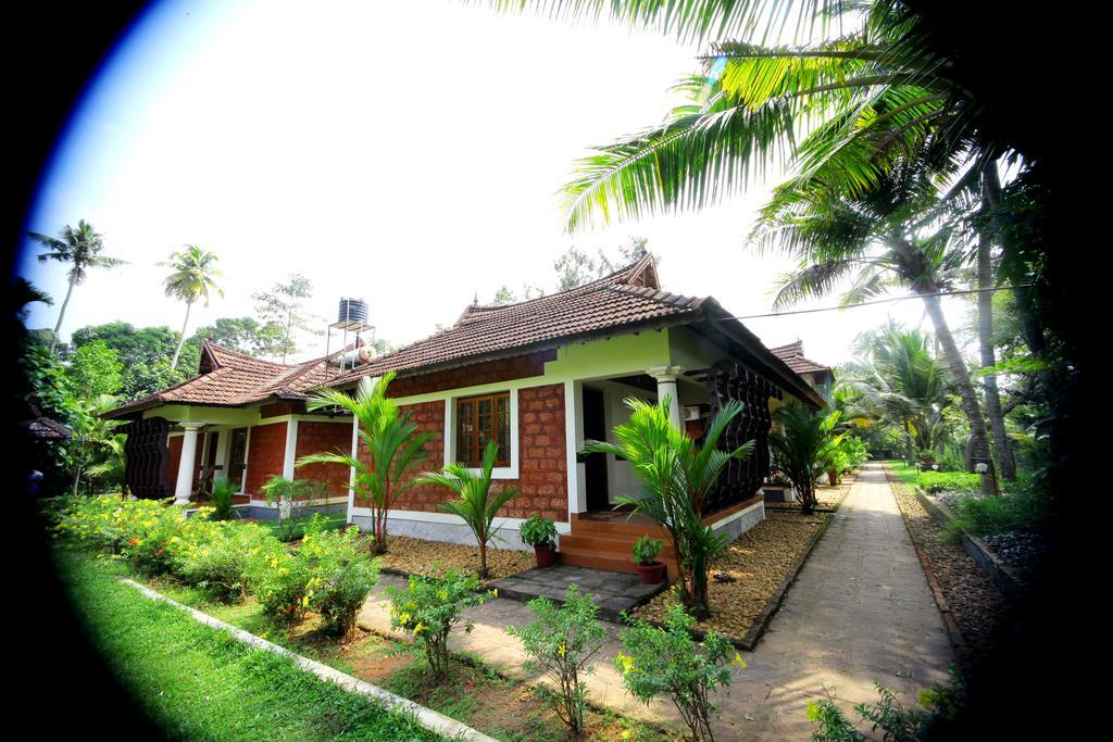 Athreya Ayureveda Centre Hotel Kottayam Buitenkant foto